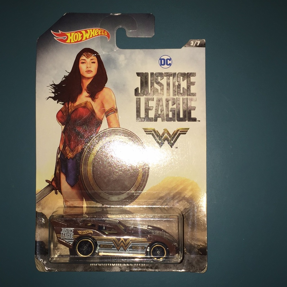 🐝🐝Wonder Woman Justice League Hot Wheels